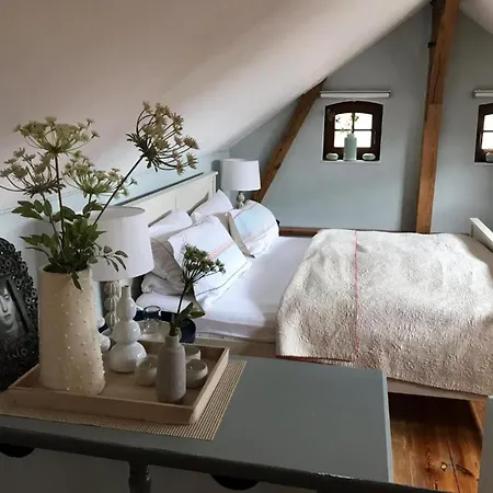 Villa Luxurious 3 *